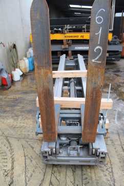 Carretilla elevadora segunda mano JUNGHEINRICH ETV 214 992 DZ ELEKTRO SCHUBMASTSTAPLER (13014511)