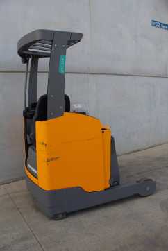 Carretilla elevadora segunda mano JUNGHEINRICH ETV 214 992 DZ ELEKTRO SCHUBMASTSTAPLER (13014511)