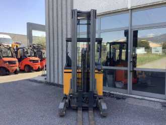 Carretilla elevadora segunda mano JUNGHEINRICH ETV 214 ELEKTRO SCHUBMASTSTAPLER (13064996)