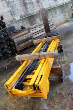 Carretilla elevadora segunda mano JUNGHEINRICH ETV 216 872 DZ ELEKTRO SCHUBMASTSTAPLER (13012472)