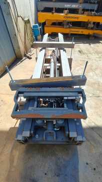 Carretilla elevadora segunda mano JUNGHEINRICH ETV 216 941 DZ ELEKTRO SCHUBMASTSTAPLER (13034335)