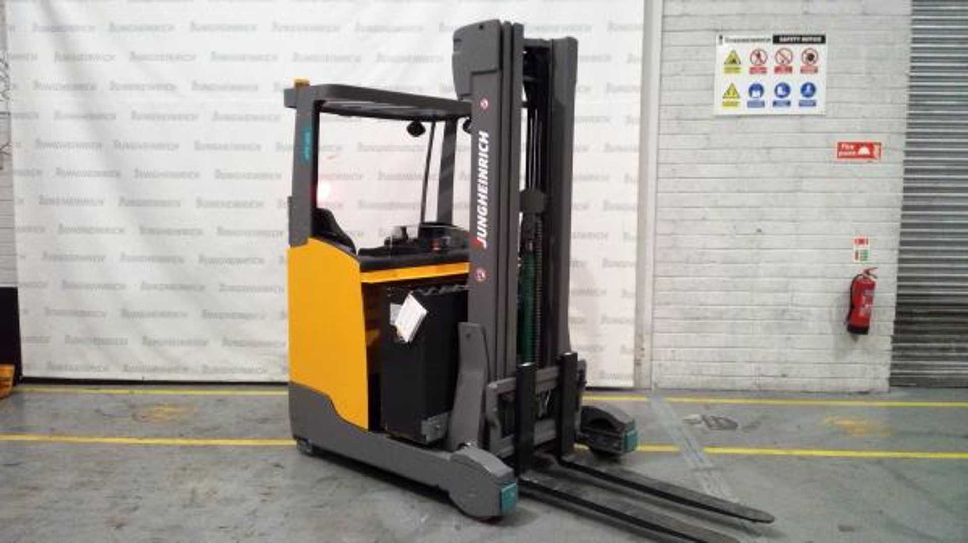 Carretilla elevadora segunda mano JUNGHEINRICH ETV 216 MP GE 115-572 DZ ELEKTRO SCHUBMASTSTAPLER (12828992)