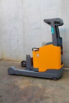 Carretilla elevadora segunda mano JUNGHEINRICH ETV 335 860 DZ ELEKTRO SCHUBMASTSTAPLER (13034334)