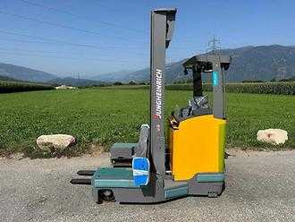 Carretilla elevadora segunda mano JUNGHEINRICH ETV Q25 - 680DZ ELEKTRO VIERWEGESTAPLER (13002386)