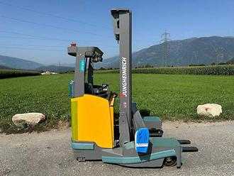 Carretilla elevadora segunda mano JUNGHEINRICH ETV Q25 - 680DZ ELEKTRO VIERWEGESTAPLER (13002386)