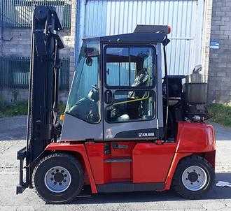 Carretilla elevadora segunda mano KALMAR DCE50-6 DIESEL VIERRADFRONTSTAPLER (12434659)