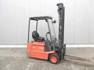 Carretilla elevadora segunda mano LINDE E 15 Z-02 ELEKTRO DREIRADFRONTSTAPLER (13024816)