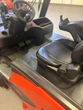 Carretilla elevadora segunda mano LINDE E 20 PH EVO ELEKTRO VIERRADFRONTSTAPLER (13074675)
