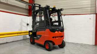 Carretilla elevadora segunda mano LINDE E 25/600 H : 2.5t ELEKTRO VIERRADFRONTSTAPLER (13074684)