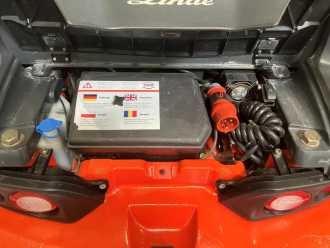 Carretilla elevadora segunda mano LINDE E 30 387 ELEKTRO VIERRADFRONTSTAPLER (13059948)
