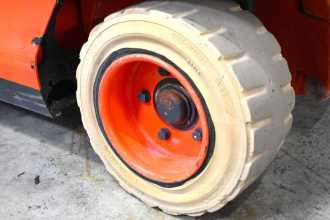 Carretilla elevadora segunda mano LINDE E 30/600 H 387 ELEKTRO VIERRADFRONTSTAPLER (12999673)