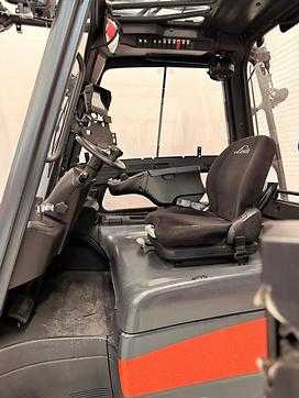 Carretilla elevadora segunda mano LINDE E 30/600HL / UT Y03623 ELEKTRO VIERRADFRONTSTAPLER (13038907)