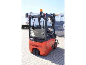 Carretilla elevadora segunda mano LINDE E12-01 ELEKTRO VIERRADFRONTSTAPLER (13041355)