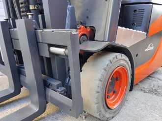 Carretilla elevadora segunda mano LINDE E16C ELEKTRO DREIRADFRONTSTAPLER (13047686)