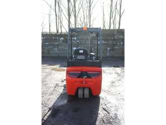 Carretilla elevadora segunda mano LINDE E16C ELEKTRO VIERRADFRONTSTAPLER (13041169)