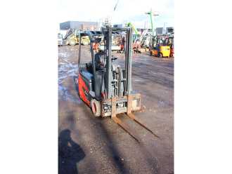 Carretilla elevadora segunda mano LINDE E16C ELEKTRO VIERRADFRONTSTAPLER (13041169)
