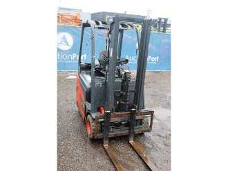 Carretilla elevadora segunda mano LINDE E16C ELEKTRO VIERRADFRONTSTAPLER (13041179)
