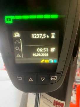 Carretilla elevadora segunda mano LINDE E16L ELEKTRO DREIRADFRONTSTAPLER (13067058)