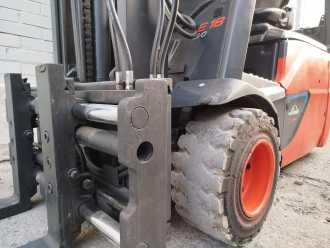 Carretilla elevadora segunda mano LINDE E18C-02 Lion ELEKTRO DREIRADFRONTSTAPLER (13066670)