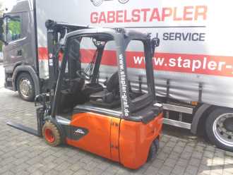 Carretilla elevadora segunda mano LINDE E20L ELEKTRO DREIRADFRONTSTAPLER (12903539)