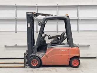 Carretilla elevadora segunda mano LINDE E20PL-01 ELEKTRO VIERRADFRONTSTAPLER (13071518)