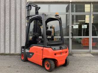 Carretilla elevadora segunda mano LINDE E20PL-02 ELEKTRO VIERRADFRONTSTAPLER (13001849)