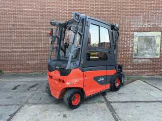 Carretilla elevadora segunda mano LINDE E25-01 ELEKTRO VIERRADFRONTSTAPLER (13056698)