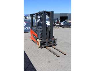 Carretilla elevadora segunda mano LINDE E25HL-01/600 ELEKTRO VIERRADFRONTSTAPLER (13041323)