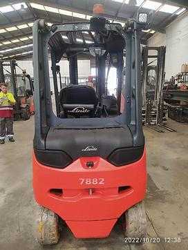 Carretilla elevadora segunda mano LINDE E30/600 H ELEKTRO VIERRADFRONTSTAPLER (12960561)