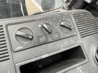 Carretilla elevadora segunda mano LINDE E30L-01 ELEKTRO VIERRADFRONTSTAPLER (13025366)