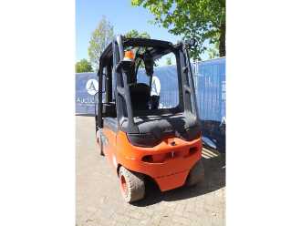 Carretilla elevadora segunda mano LINDE E30L-01 ELEKTRO VIERRADFRONTSTAPLER (13041392)