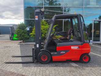Carretilla elevadora segunda mano LINDE E30L-01 ELEKTRO VIERRADFRONTSTAPLER (13073022)