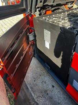 Carretilla elevadora segunda mano LINDE E35HL-01 ELEKTRO VIERRADFRONTSTAPLER (13076197)