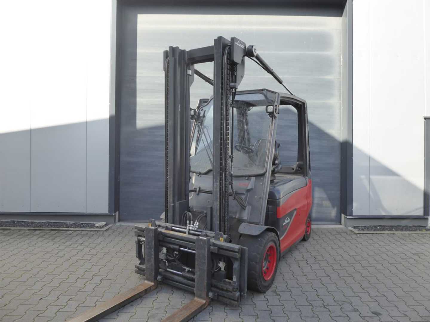 Carretilla elevadora segunda mano LINDE E50HL-01 ELEKTRO VIERRADFRONTSTAPLER (13067011)