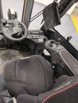 Carretilla elevadora segunda mano LINDE H20D-391-01 DIESEL VIERRADFRONTSTAPLER (13070642)