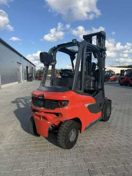 Carretilla elevadora segunda mano LINDE H30D-01/1202 DIESEL VIERRADFRONTSTAPLER (13071238)