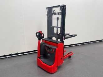 Carretilla elevadora segunda mano LINDE L 12 B-i ELEKTRO HOCHHUBWAGENDEICHSEL (13071650)