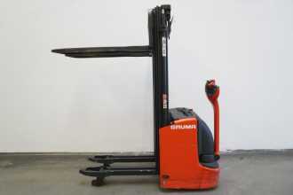 Carretilla elevadora segunda mano LINDE L 12 i 1172 ELEKTRO HOCHHUBWAGENDEICHSEL (13012432)