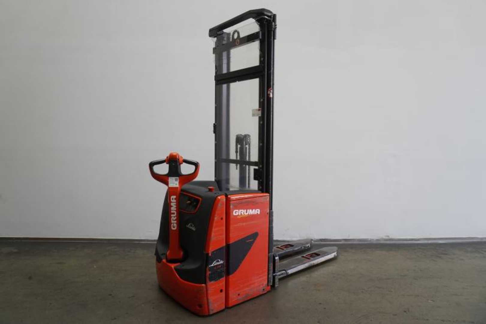 Carretilla elevadora segunda mano LINDE L 14 1173 ELEKTRO HOCHHUBWAGENDEICHSEL (13072288)