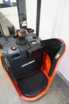 Carretilla elevadora segunda mano LINDE L 14 L SP 133 ELEKTRO HOCHHUBWAGENFAHRERSTAND (13005382)