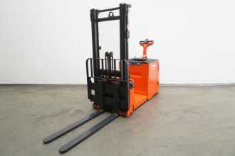 Carretilla elevadora segunda mano LINDE L 16 AC 1170 ELEKTRO HOCHHUBWAGENDEICHSEL (13073315)