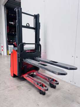 Carretilla elevadora segunda mano LINDE L 16 i ELEKTRO HOCHHUBWAGENDEICHSEL (13075899)