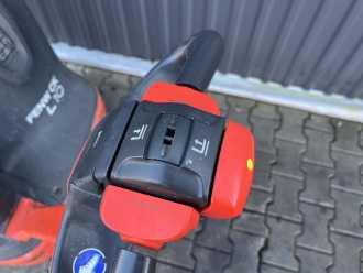 Carretilla elevadora segunda mano LINDE L10 ELEKTRO HOCHHUBWAGENDEICHSEL (13075975)