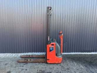 Carretilla elevadora segunda mano LINDE L12 ELEKTRO HOCHHUBWAGENDEICHSEL (13075962)