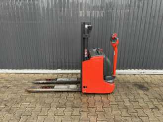 Carretilla elevadora segunda mano LINDE L12L ELEKTRO HOCHHUBWAGENDEICHSEL (13075064)