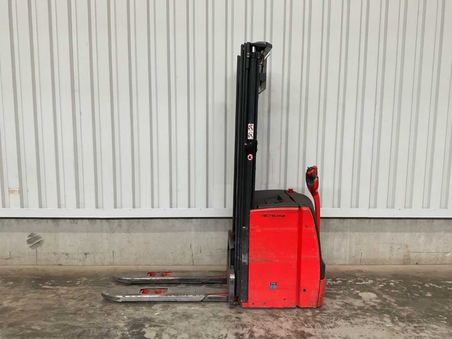 Carretilla elevadora segunda mano LINDE L16 BR1173 ELEKTRO HOCHHUBWAGENDEICHSEL (13049716)
