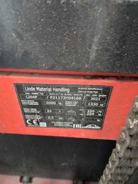 Carretilla elevadora segunda mano LINDE L20AP-1173-01 ELEKTRO HOCHHUBWAGENFAHRERSTAND (13066747)