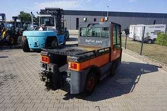 Carretilla elevadora segunda mano LINDE P 250 - 2022er Batterie ELEKTRO SCHLEPPER (13060126)