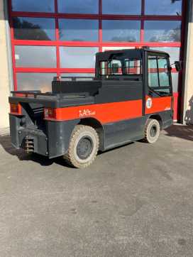 Carretilla elevadora segunda mano LINDE P250 ELEKTRO SCHLEPPER (13070714)