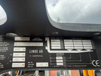 Carretilla elevadora segunda mano LINDE R 10 Baujahr 2004/ HH 5920 Akku 2022 ELEKTRO SCHUBMASTSTAPLER (13054908)